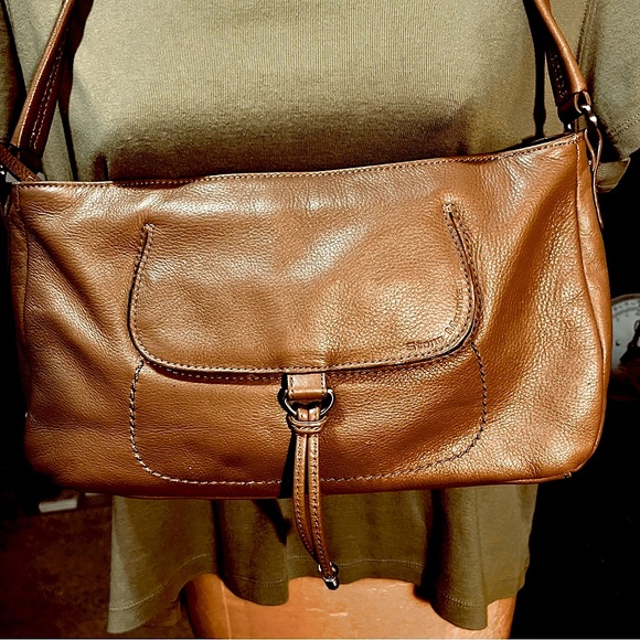 Stone Mountain Handbags - Elegant Tan Vegan Leather Shoulder Bag
